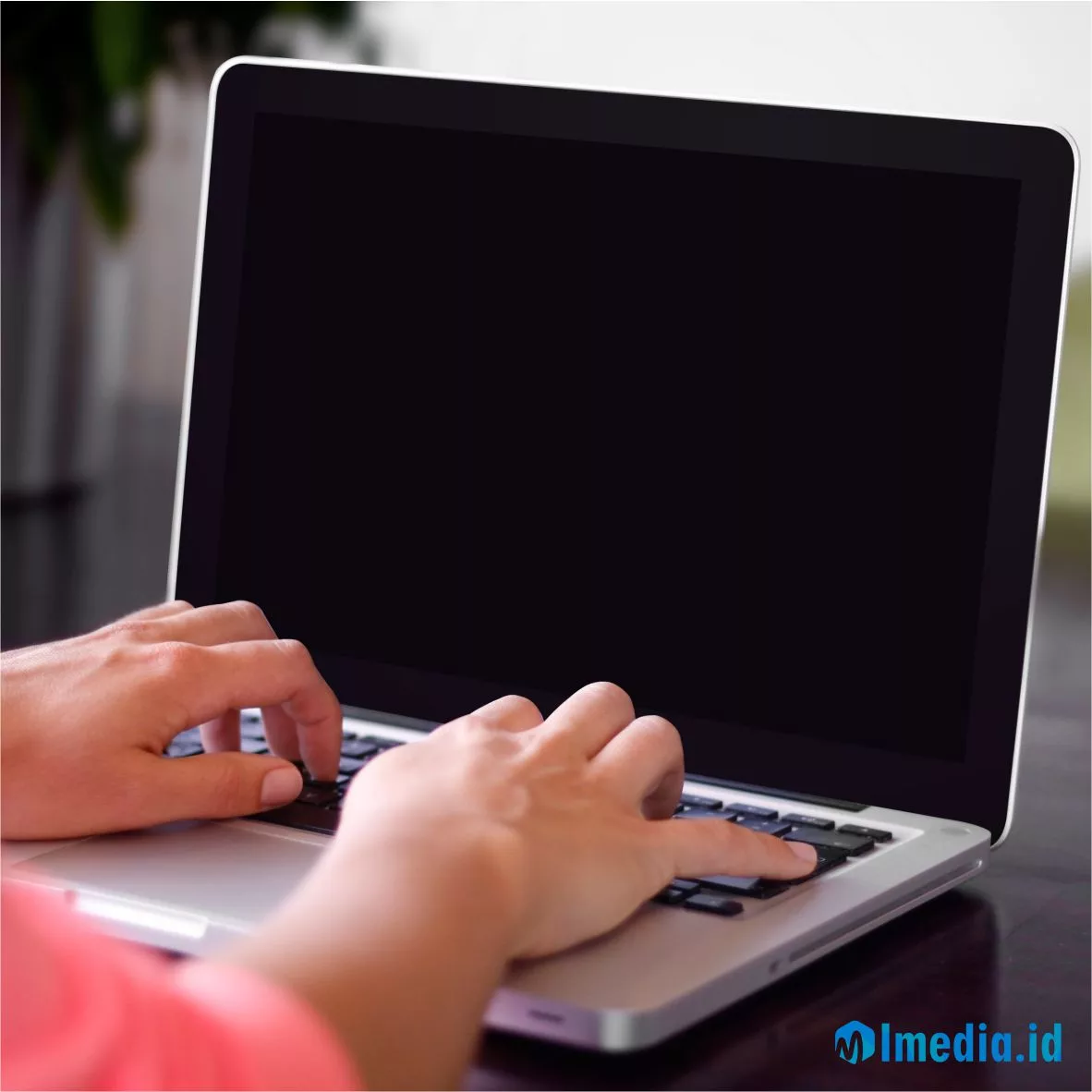 Penyebab dan Cara Mengatasi Laptop Black Screen
