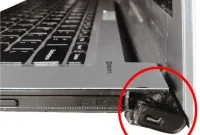 penyebab engsel laptop rusak